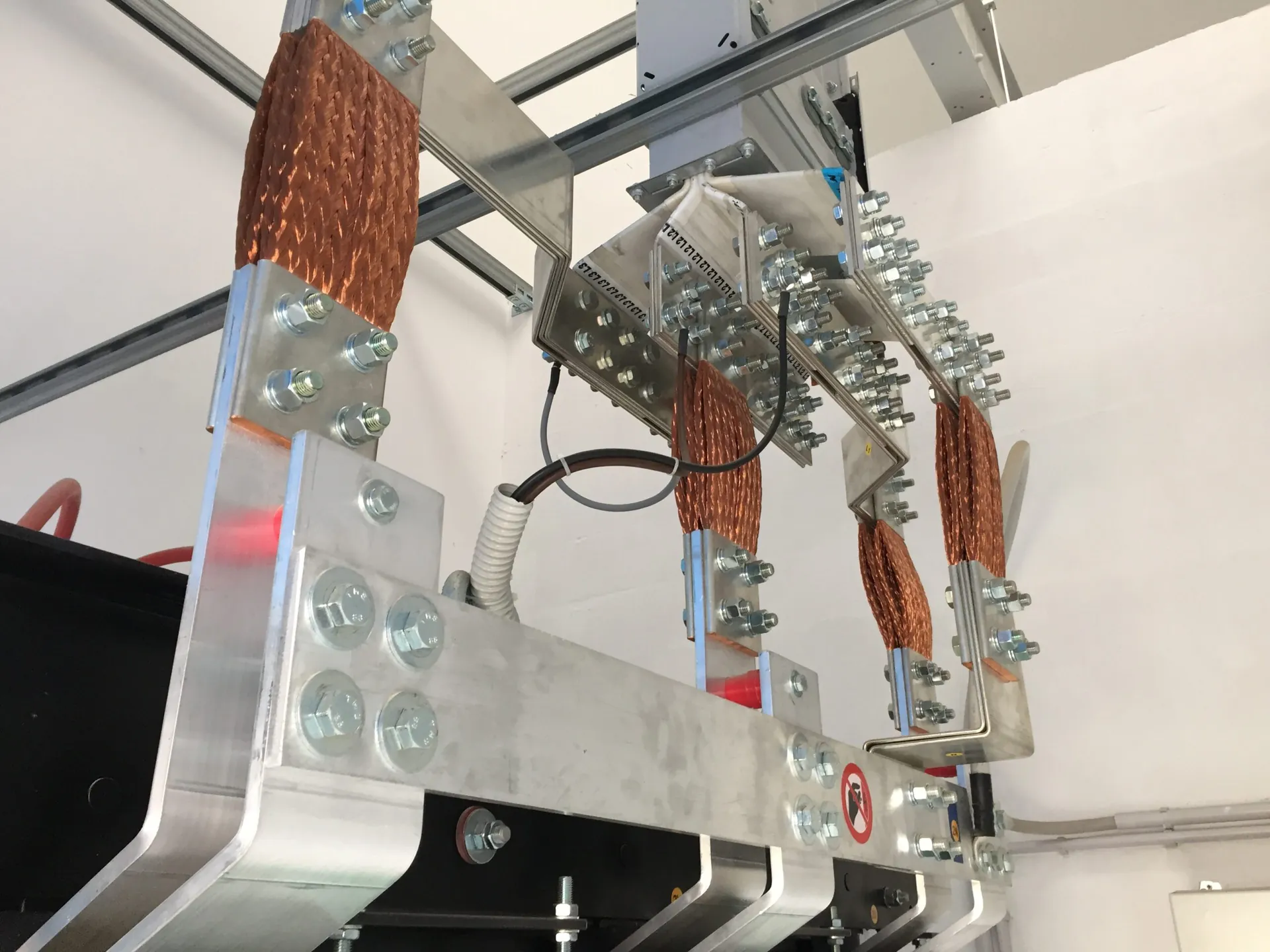 Impianto fotovoltaico su copertura industriale